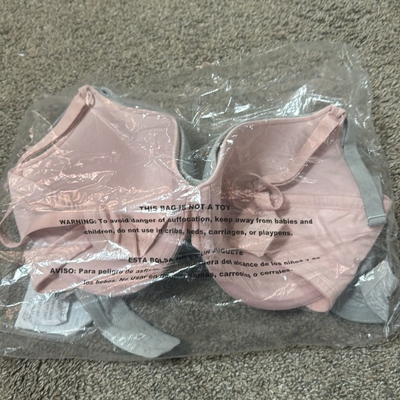 NWT Fruit of the loom 2pk underwire tshirt bra - Picture 3 of 3